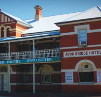 Avon Bridge Hotel - Whitsundays Accommodation
