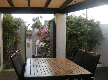 Dunes Scarborough Beach - Whitsundays Accommodation 2