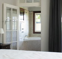 Caves House Hotel - Whitsundays Accommodation