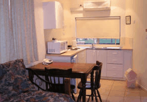 Mount Barker Valley Views Motel & Chalets - Whitsundays Accommodation 3