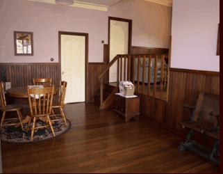 Pemberton Old Picture Theatre Holiday Apartments - Whitsundays Accommodation 2