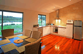 Acacia Chalets - Whitsundays Accommodation 1