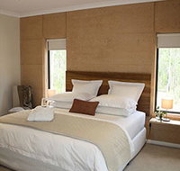Jarrah Grove Retreat - Whitsundays Accommodation