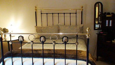 Albury Cottages - Whitsundays Accommodation 2