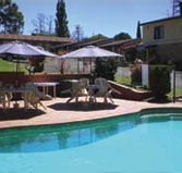 Hideaway Motor Inn - Whitsundays Accommodation