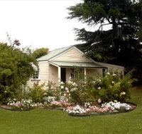 Creekside Cottages - Whitsundays Accommodation