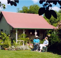 Poppys Cottage BB - Whitsundays Accommodation