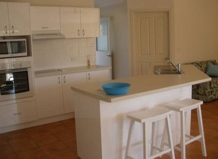 Angourie Waves - Whitsundays Accommodation 4