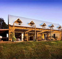Stonebarn - Whitsundays Accommodation