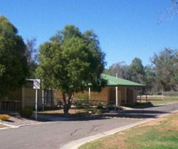 Balranald Caravan Park - Whitsundays Accommodation 2