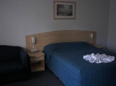 Bega Southtown Motor Inn - Whitsundays Accommodation 3
