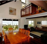 Bonny Hills Beach House - Whitsundays Accommodation