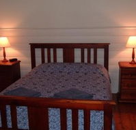 About Town Cottages - Whitsundays Accommodation