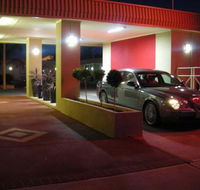 Desert Sand Motor Inn - Whitsundays Accommodation