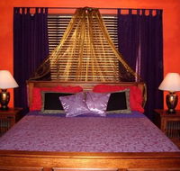 Golden Hearth Cottages - Whitsundays Accommodation