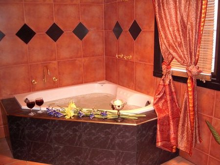 Golden Hearth Cottages - Whitsundays Accommodation 1