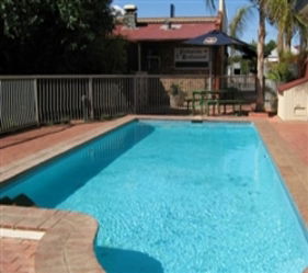 Old Willyama Motor Inn - Whitsundays Accommodation 0