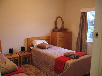 Acacia Grove Holiday House - Whitsundays Accommodation 1