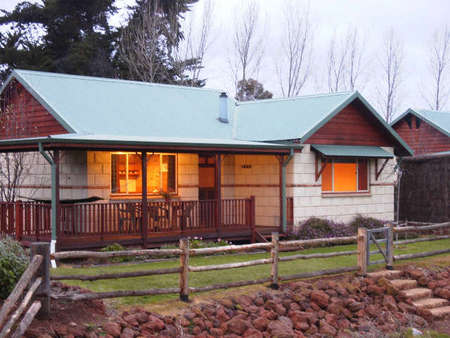 Clover Cottage Country Retreat - Whitsundays Accommodation 2