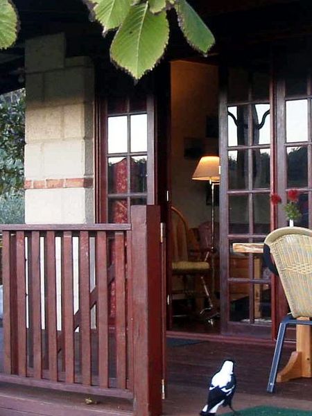 Clover Cottage Country Retreat - Whitsundays Accommodation 3