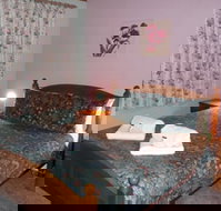 Redgate Farmstay - Whitsundays Accommodation