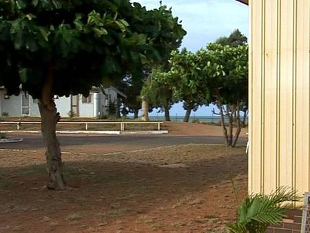 Onslow Sun Chalets And Motel - Whitsundays Accommodation 1