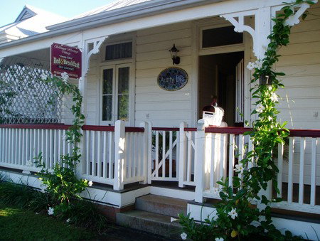 Aunty Lils Heritage Cottages - Whitsundays Accommodation 3
