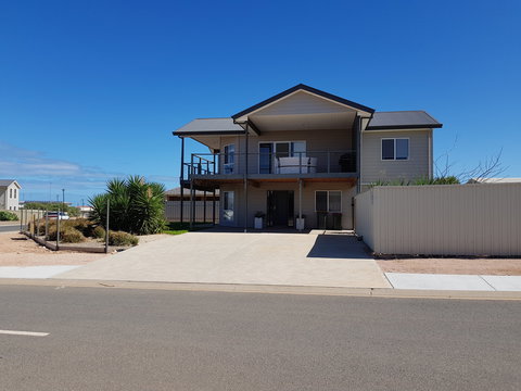 Agape Holiday Home - Whitsundays Accommodation 0