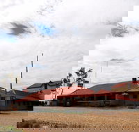 Albert Hotel - Whitsundays Accommodation