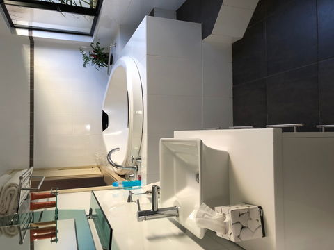 Alpine Country Cottages - Studio Seven - Whitsundays Accommodation 0
