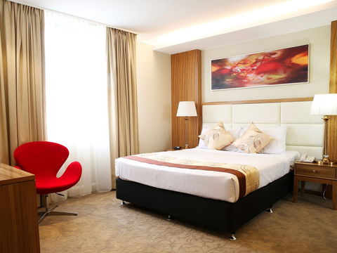Best Western Plus Hotel Diana - Whitsundays Accommodation 1