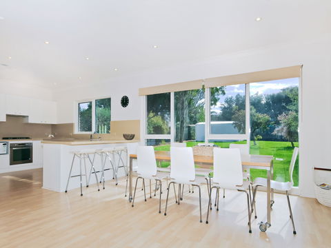 Century 21 SouthCoast: Tennis Elbow - Whitsundays Accommodation 1