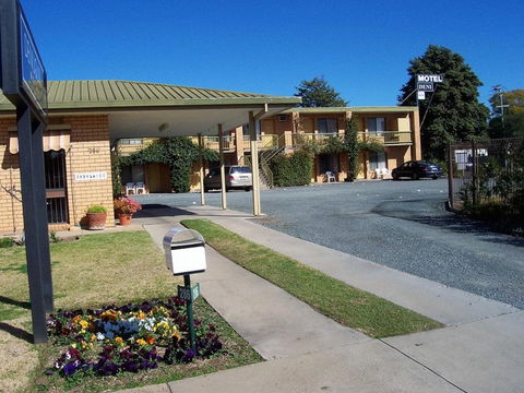 Deniliquin Motel - Whitsundays Accommodation 0