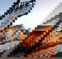 Emaroo Tramway Cottage - Whitsundays Accommodation