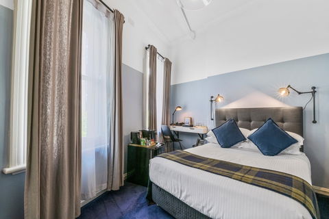 Hotel Harry, Ascend Hotel Collection - Whitsundays Accommodation 1