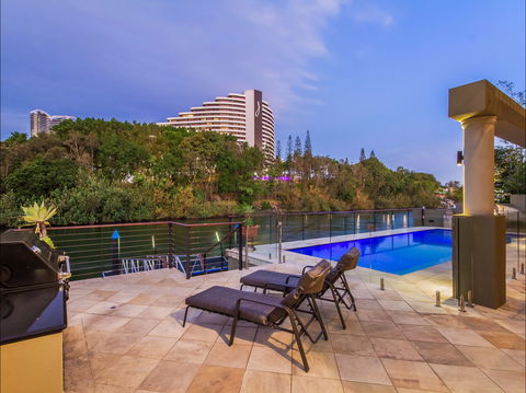 Lakeland Keys Broadbeach - Vogue Holiday Homes - Whitsundays Accommodation 0