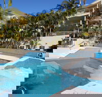 Lennox Beach Resort