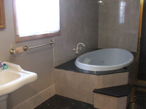 Mintaro Hideaway - Whitsundays Accommodation 2