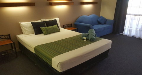 Quilpie Motor Inn - Whitsundays Accommodation 2