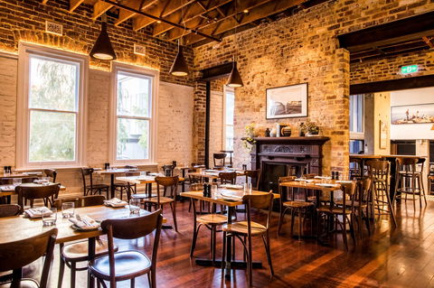 Sage Hotel West Perth - Whitsundays Accommodation 2