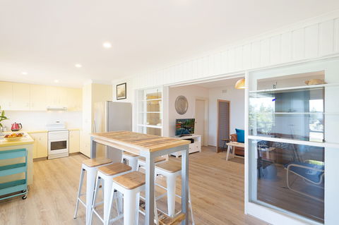 Tathra Beach Break - Whitsundays Accommodation 1