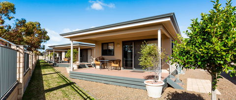 Tumby Villas - Whitsundays Accommodation 0