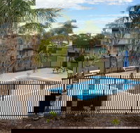 Westland Hotel Motel - Whitsundays Accommodation