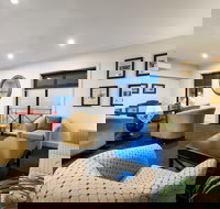 Abbott Boutique Hotel - Whitsundays Accommodation