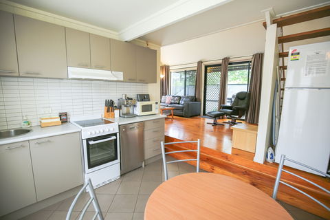 Allambie Cottages - Whitsundays Accommodation 2