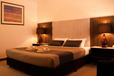 Angaston Vineyards Motel - Whitsundays Accommodation 0
