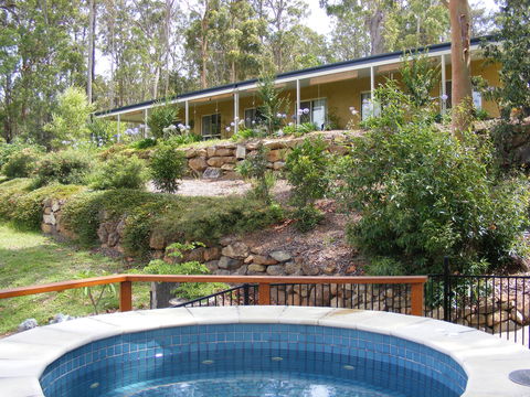 Bed And Breakfast At Wallaby Ridge - Whitsundays Accommodation 0