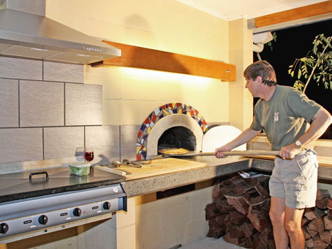 Bed And Breakfast At Wallaby Ridge - Whitsundays Accommodation 1