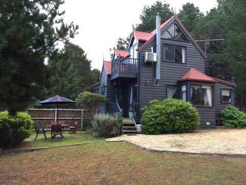 Bells Estate Great Ocean Road Cottages - Whitsundays Accommodation 0