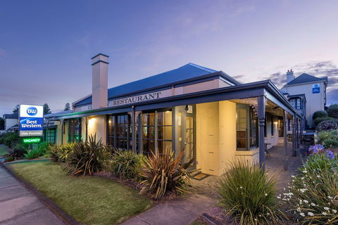Best Western Olde Maritime - Whitsundays Accommodation 0